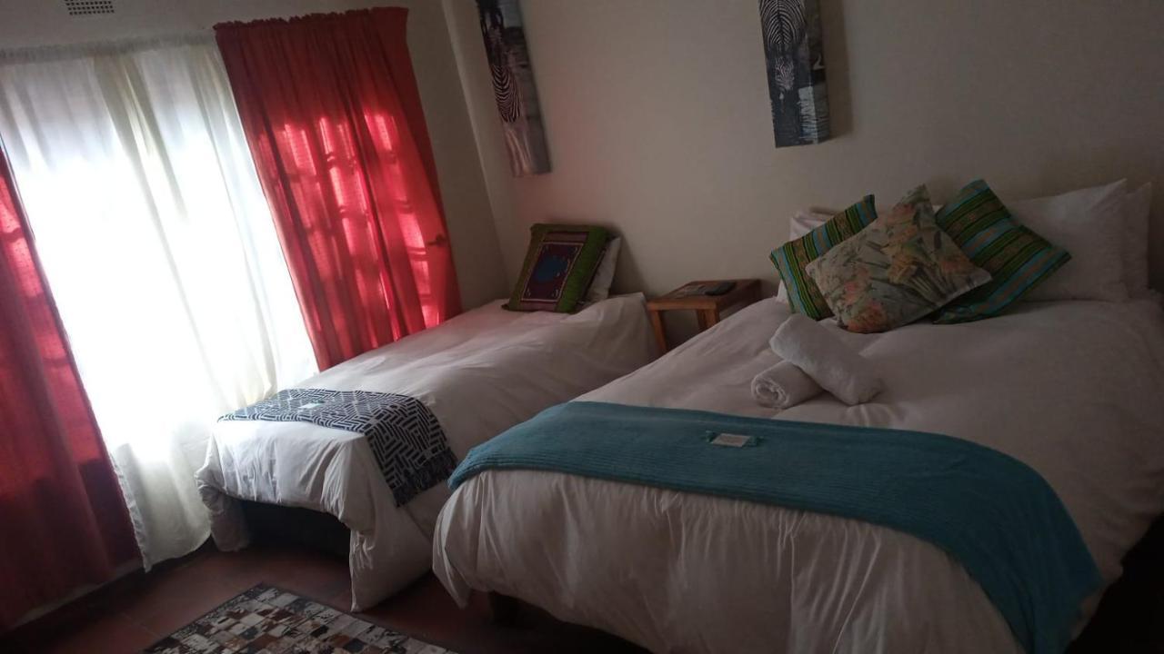 Sun Deck Lodge Hartbeespoort Eksteriør billede